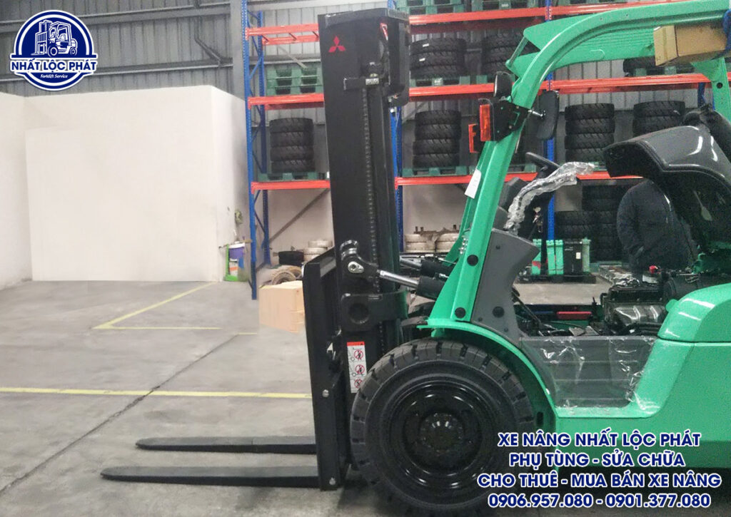Xe Nâng Xăng Gas Mitsubishi FG45NT 4.5 Tấn Mới 100%