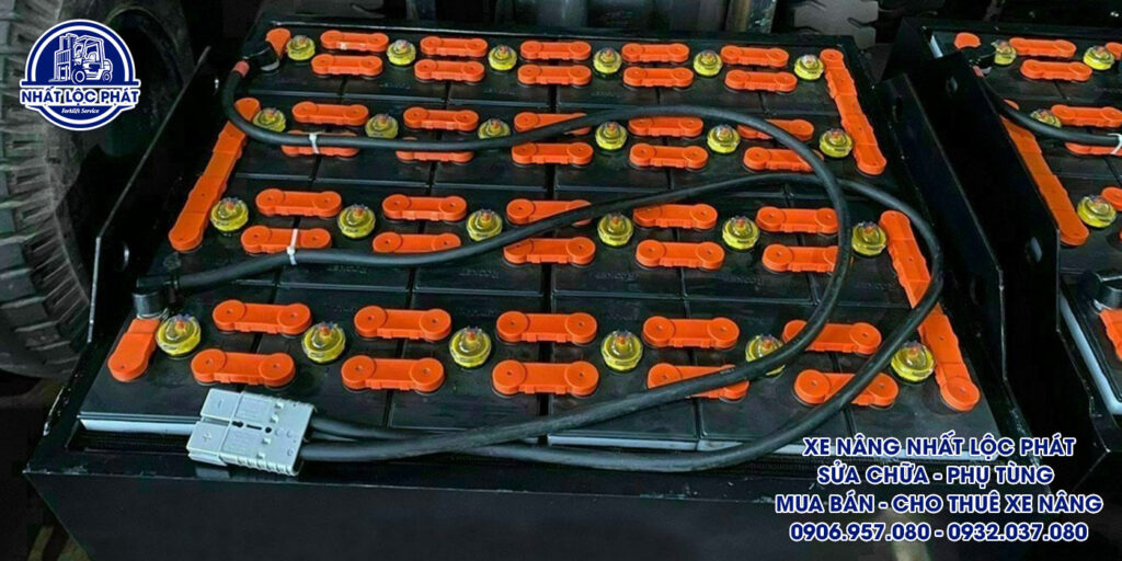 ắc quy xe nâng điện rocket